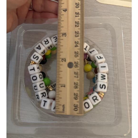 Taylor Swift NIB | Official The Eras Tour Friendship Bracelet Ornament - Picture 3 of 6